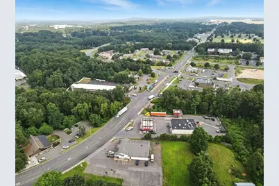 427 N Elm St, Westfield, MA 01085 - Photo 4