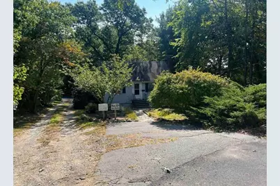 246 Walnut St, Reading, MA 01867 - Photo 2