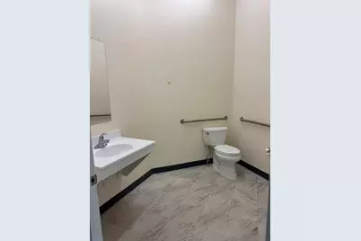 450 Merrimack St, Lowell, MA 01854 - Photo 10