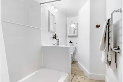 61 W Cedar Street #4, Boston, MA 02114 - Photo 12