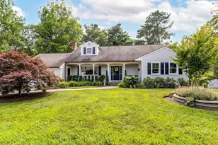 90 E Harbor Dr, Falmouth, MA 02536 - Photo 2