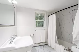 90 E Harbor Dr, Falmouth, MA 02536 - Photo 24