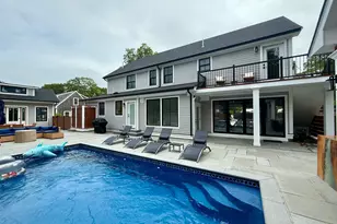 14 Bernard Cir, Tisbury, MA 02568 - Photo 2
