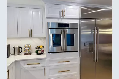 14 Bernard Circle, Tisbury, MA 02568 - Photo 12