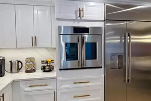 14 Bernard Cir, Tisbury, MA 02568 - Photo 12