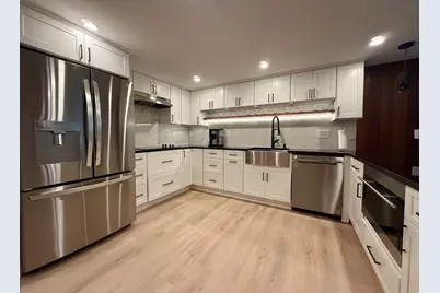 14 Bernard Circle, Tisbury, MA 02568 - Photo 34