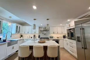 14 Bernard Cir, Tisbury, MA 02568 - Photo 10