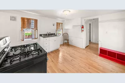 1406 Tucker Rd, Dartmouth, MA 02747 - Photo 10