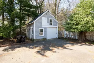 1406 Tucker Rd, Dartmouth, MA 02747 - Photo 8