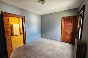 30 Bemis St, Chicopee, MA 01013 - Photo 22