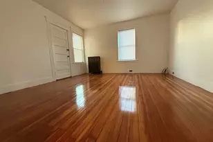 18-38 Beaver Ct, Framingham, MA 01702 - Photo 4