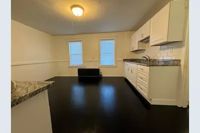 18-38 Beaver Ct, Framingham, MA 01702 - Photo 2