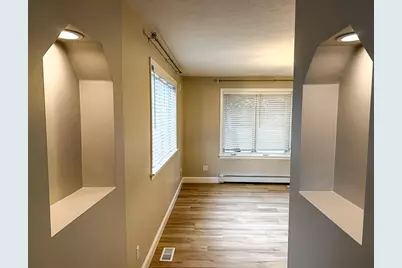 1132 W Boylston St #1, Worcester, MA 01606 - Photo 4