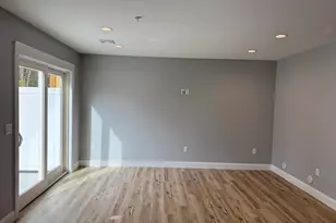 321 Winthrop St, Taunton, MA 02780 - Photo 6