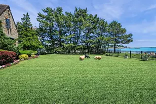 2 Lincoln House Point, Swampscott, MA 01907 - Photo 30