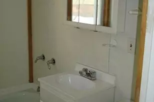 11-13 Colrain St, Greenfield, MA 01301 - Photo 10