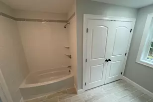 25 Bayberry Ln, Salisbury, MA 01952 - Photo 38