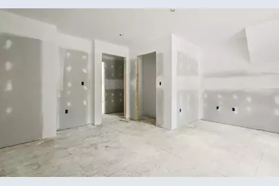 25 Bayberry Ln, Salisbury, MA 01952 - Photo 18