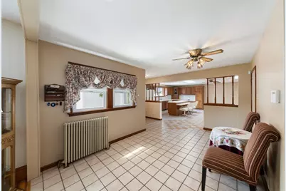 34 Wellman St, Lowell, MA 01851 - Photo 10