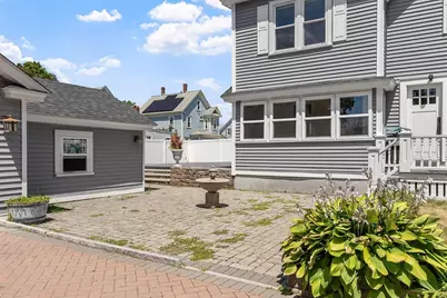 24 Brouilette St #A, Chelmsford, MA 01863 - Photo 8