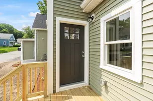 45 Fruit St, Leominster, MA 01453 - Photo 36