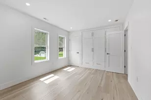 45 Fruit St, Leominster, MA 01453 - Photo 8