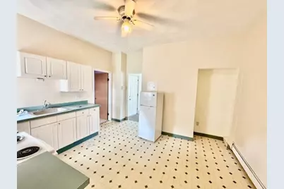 540 Cambridge #3, Cambridge, MA 02141 - Photo 2