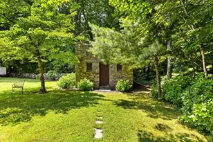 111 Providence St, Mendon, MA 01756 - Photo 16