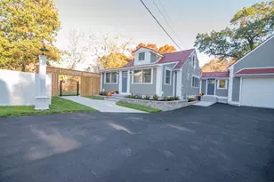 492 Merrimac St, Newburyport, MA 01950 - Photo 2