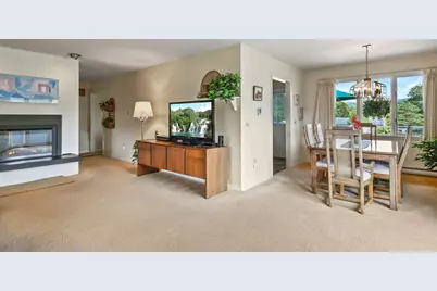 59 Joan Dr, Pittsfield, MA 01201 - Photo 6