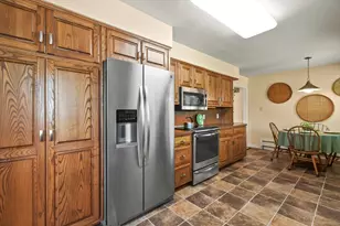 59 Joan Dr, Pittsfield, MA 01201 - Photo 8