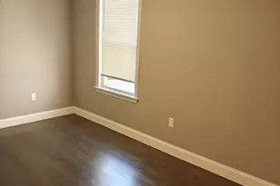 105 Holyoke St, Lynn, MA 01905 - Photo 10