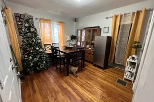 7 Bluff St, Worcester, MA 01610 - Photo 4