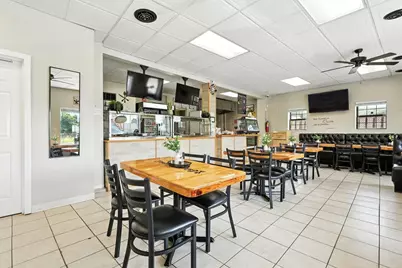 1003 Saint James Ave, Springfield, MA 01104 - Photo 8