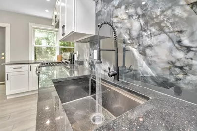 9 A Ruthven #2, Boston, MA 02121 - Photo 2