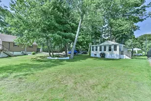 23 Lakeview Rd, Webster, MA 01570 - Photo 10