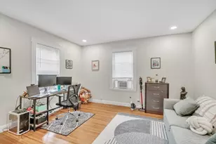 31 Tremont St, Cambridge, MA 02139 - Photo 12