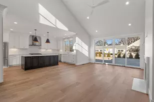 1060 Grove St, Framingham, MA 01701 - Photo 2