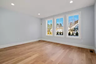 1060 Grove St, Framingham, MA 01701 - Photo 8