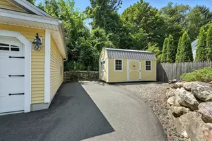 8 Craig Ave, Montague, MA 01349 - Photo 6