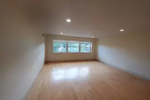 1600 Beacon St, Brookline, MA 02446 - Photo 4