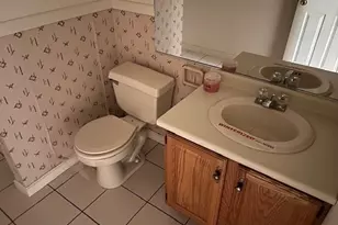 25 Whittier Meadows Dr, Amesbury, MA 01913 - Photo 14