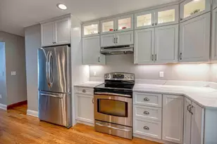 132 Jackson Ave, Somerset, MA 02725 - Photo 8