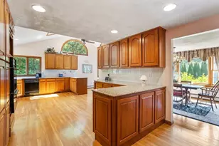 40 Saw Mill Rd, Stow, MA 01775 - Photo 10