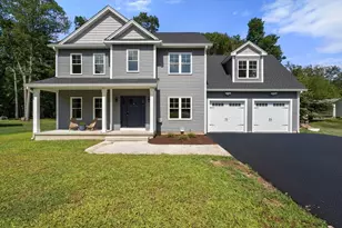 1 Jeffrey Ln, East Longmeadow, MA 01028 - Photo 1