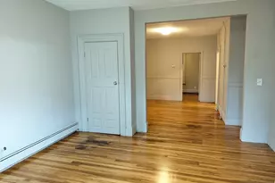 219 Green St, Cambridge, MA 02139 - Photo 2