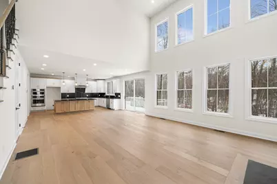 5 Shoreline Dr #14, Hudson, MA 01749 - Photo 2