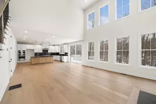 5 Shoreline Dr, Hudson, MA 01749 - Photo 2