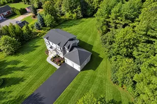19 Elk Run Dr, Middleborough, MA 02346 - Photo 4