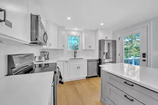 35 Holbrook Ave, Wellfleet, MA 02667 - Photo 6